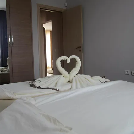 アパート Sozopoli Hills *