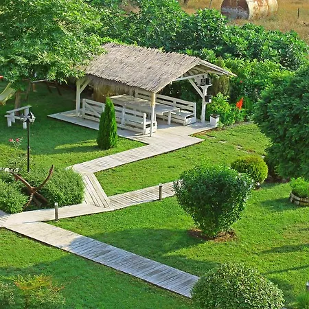 アパート Sozopoli Hills *